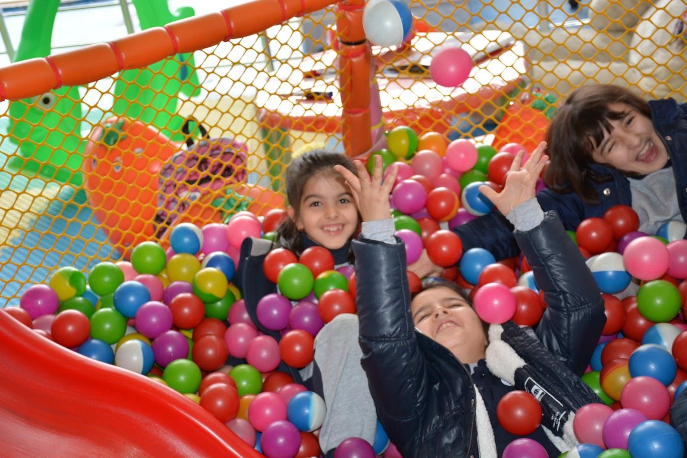 Soran Students Enjoy the Arcade